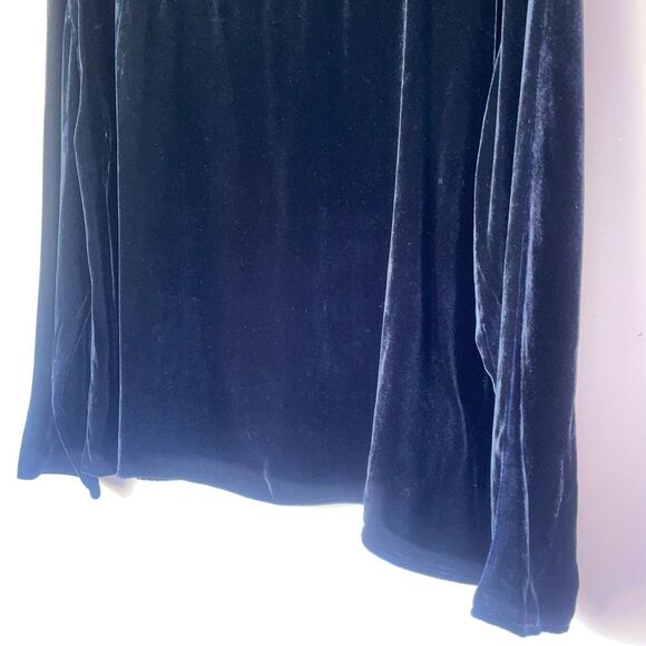 Eileen Fisher Size M Navy Blue Velvet Top Silk Long Sleeve Whimsical Minimalist - Picture 3 of 9